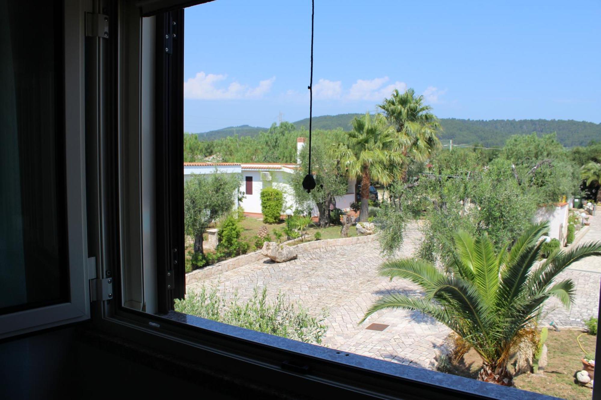 Residence Villantica Vieste Zimmer foto